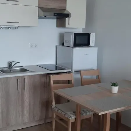 Alinda 1 Apartman